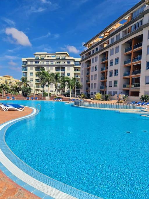 Homely Apt In Modern Building With Pool San Miguel de Abona Dış mekan fotoğraf